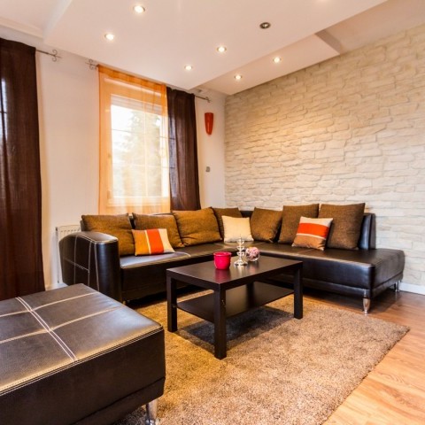 Budapest | District 2 | 2 bedrooms |  €1.250 (470.000 HUF) | #100095