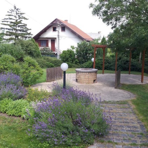 Budapest | District 2 | 4 bedrooms |  €3.000 (1.160.000 HUF) | #100254