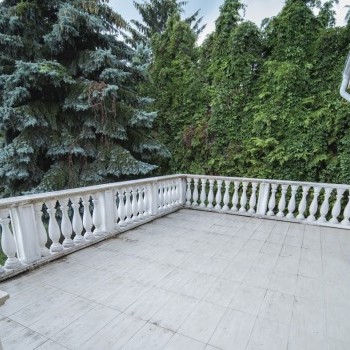 Budapest | District 2A | 5 bedrooms |  €3.200 (1.240.000 HUF) | #101786