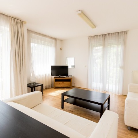 Budapest | District 12 | 3 bedrooms |  €1.800 (670.000 HUF) | #102471