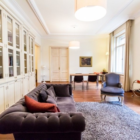 Budapest | District 5 | 2 bedrooms |  €2.500 (930.000 HUF) | #103648