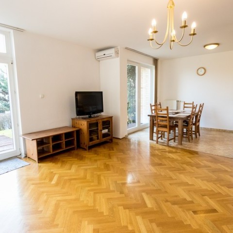 Budapest | District 2 | 4 bedrooms |  €3.000 (1.170.000 HUF) | #104017