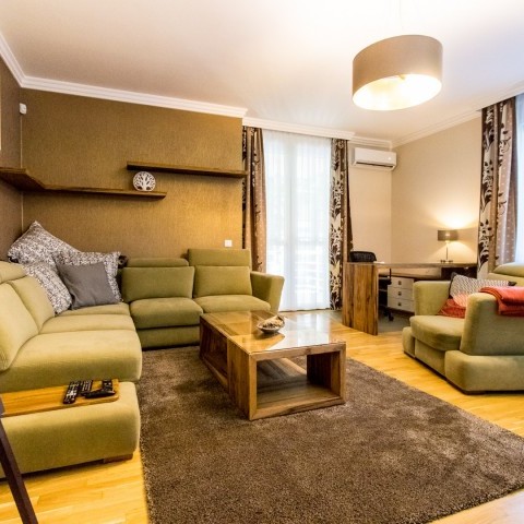 Budapest | District 2 | 2 bedrooms |  2 100 EUR | #105928