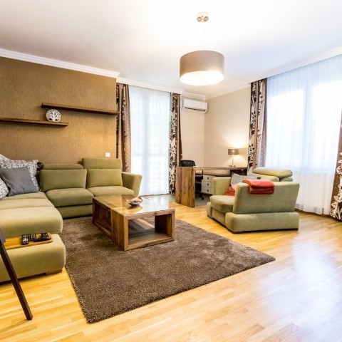 Budapest | District 2 | 2 bedrooms |  €1.900 (740.000 HUF) | #105928