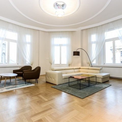 Budapest | District 11 | 2 bedrooms |  €2.200 (830.000 HUF) | #105995