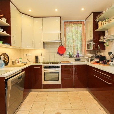 Budapest | District 2 | 4 bedrooms |  €3.500 (1.320.000 HUF) | #17642