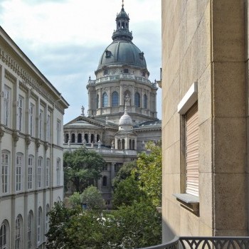 Budapest | District 6 | 2 bedrooms |  124.900.000 HUF (€330.400) | #180426