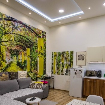 Budapest | District 7 | 2 bedrooms |  €1.250 (520.000 HUF) | #220234