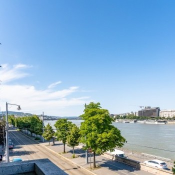 Budapest | District 1 | 2 bedrooms |  340.000.000 HUF (€894.700) | #297796