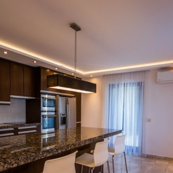 Budapest | District 12 | 5 bedrooms |  €4.200 (1.640.000 HUF) | #312921