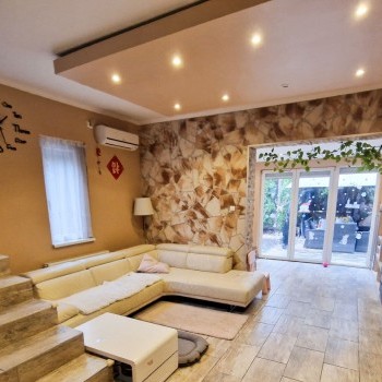Budapest | District 3 | 5 bedrooms |  165.000.000 HUF (€436.500) | #358206