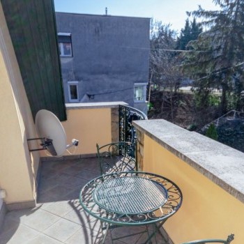 Budapest | District 12 | 3 bedrooms |  €1.600 (600.000 HUF) | #370390