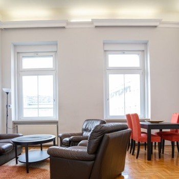 Budapest | District 5 | 2 bedrooms |  €1.100 (420.000 HUF) | #38896