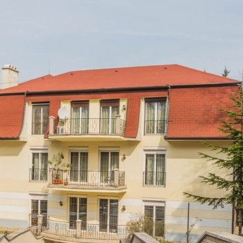 Budapest | District 12 | 3 bedrooms |  €1.900 (730.000 HUF) | #392086