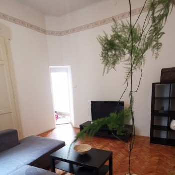 Budapest | District 8 | 2 bedrooms |  €900 (350.000 HUF) | #433335