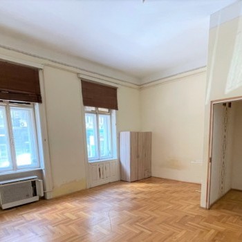 Budapest | District 8 | 3 bedrooms |  64.900.000 HUF (€174.900) | #464692