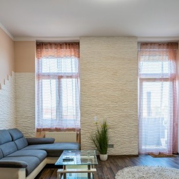 Budapest | District 6 | 2 bedrooms |  €900 (370.000 HUF) | #535397