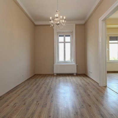 Budapest | District 5 | 2 bedrooms |  1 200 EUR | #53885