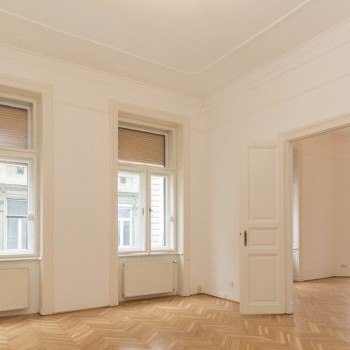 Budapest | District 2 | 4 bedrooms |  €2.300 (850.000 HUF) | #553173