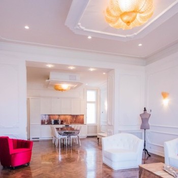 Budapest | District 6 | 2 bedrooms |  €1.400 (550.000 HUF) | #59833
