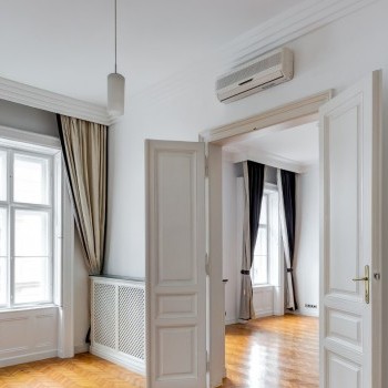Budapest | District 5 | 2 bedrooms |  164.500.000 HUF (€424.000) | #59908