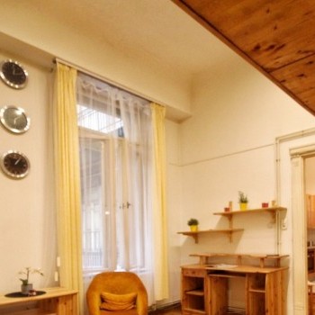 Budapest | District 5 | 0 bedrooms |  €700 (260.000 HUF) | #608995