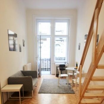 Budapest | District 6 | 5 bedrooms |  84.900.000 HUF (€224.600) | #64269