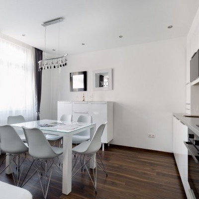 Budapest | District 5 | 3 bedrooms |  €1.900 (740.000 HUF) | #72127