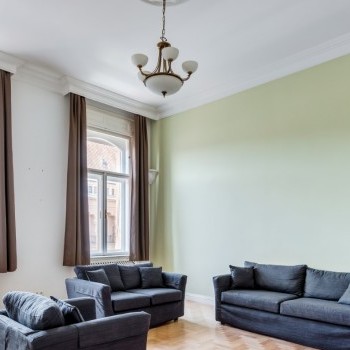 Budapest | District 5 | 2 bedrooms |  €1.630 (620.000 HUF) | #72128