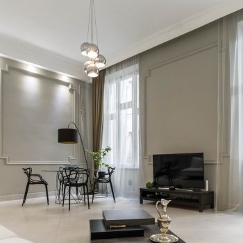 Budapest | District 5 | 3 bedrooms |  €1.800 (710.000 HUF) | #734881