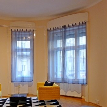 Budapest | District 7 | 5 bedrooms |  1 200 EUR | #740308