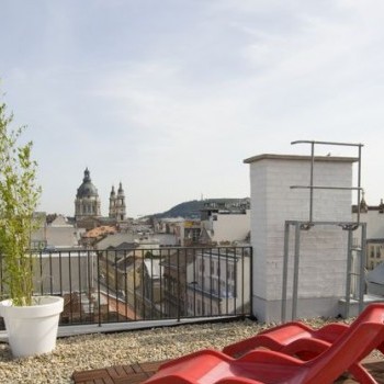 Budapest | District 5 | 2 bedrooms |  €2.700 (1.040.000 HUF) | #836563