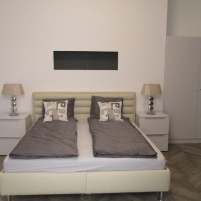 Budapest | District 5 | 2 bedrooms |  1 800 EUR | #85447