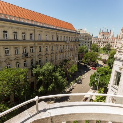 Budapest | District 5 | 2 bedrooms |  €2.600 (1.010.000 HUF) | #87896