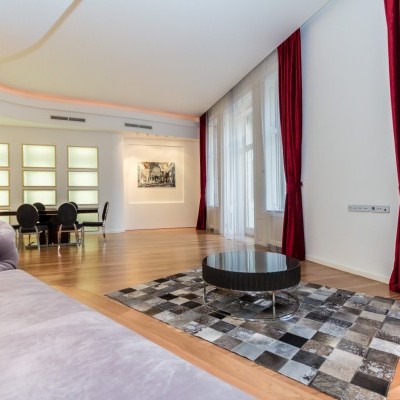 Budapest | District 5 | 2 bedrooms |  €2.600 (1.020.000 HUF) | #97679